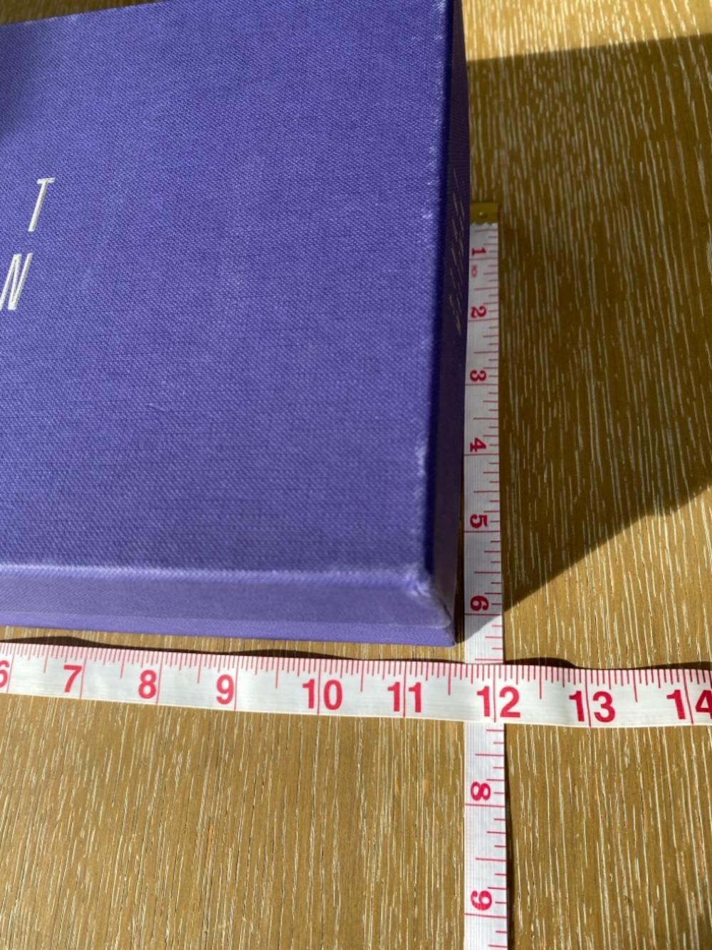 Stuart Weitzman | Shoe Box - Picture 6 of 8